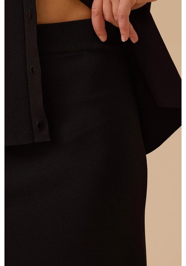 Seçil Kadın Düz Kesim Triko Etek 1013 Siyah Siyah