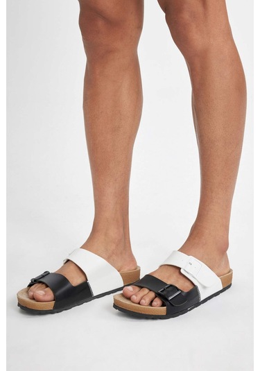 DeFacto Erkek Düz Taban Çift Bantlı Suni Deri Terlik C3754AX24HSKR1