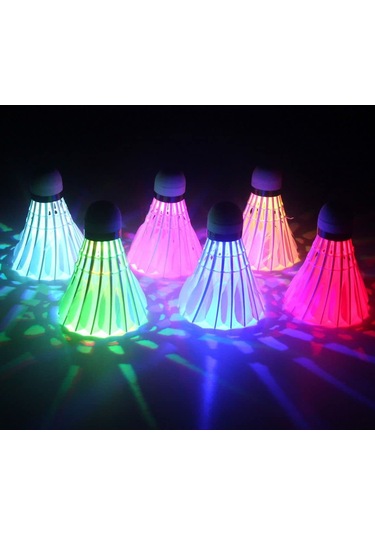 Aubyhe Led Işıklı Renkli Flaş Badminton Topu, Gölge Tüyü, Hafif 6.7g , Tek Tuş Açma/kapama, 6 Adet Paket, Gece Sporu İçin Dayanıklı