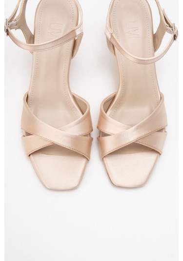 Melin Bej Saten Çapraz Bantlı Kadın Topuklu Ayakkabı Bej Saten