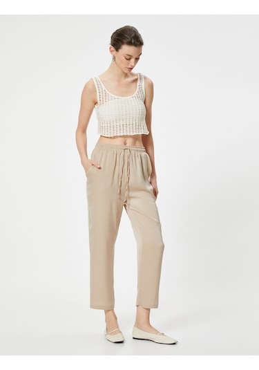 Koton Crop Paça Pantolon Beli Bağlamalı Cepli Bej 4sak40112pw Ekru