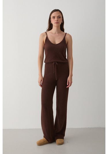 Kahverengi Yumoş Üçlü Takım Kahverengi