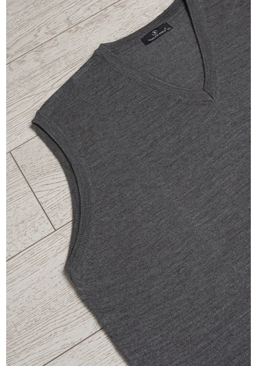 V Yaka Battal Büyük Boy Yünlü Kolsuz Triko Süveter Gri