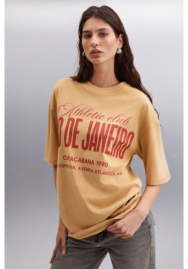 GRIMELANGE Malıka Kadın %100 Organik Pamuklu Şehir Tema Baskılı Oversize Bisiklet Yaka Bej T-shirt Bej