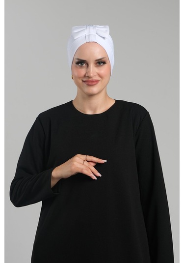 Beyaz Pratik Hazır Geçmeli Fiyonklu Bone Sandy Çift Taraflı Çapraz 3007b 42 Beyaz