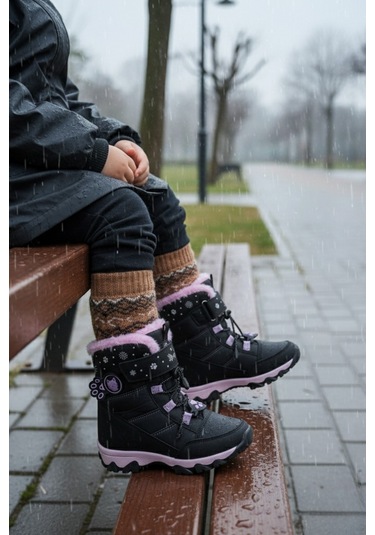 Muggo Tigger İçi Kürklü Bağcıklı Ve Cırtlı Kız Çocuk Bot Siyah