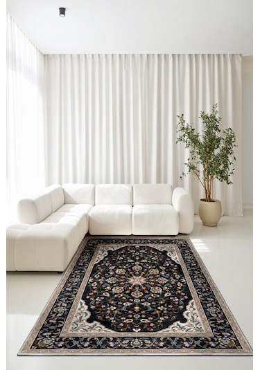 Zeminde Bir Saray Medalyonlu Ve Çiçekli Halı Tasarımı - Kaymaz Taban Siyah - Bej