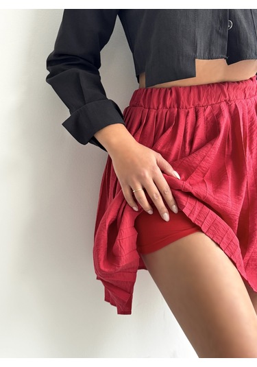 Kadın Modal Dokulu Piliseli Şortlu Mini Etek Kırmızı