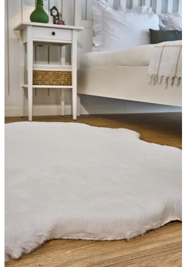 Apex Palma Beyaz Peluş Post Şekilli Halı Beyaz