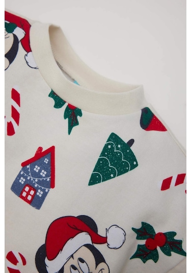 DeFacto Kız Bebek Yılbaşı Temalı 2'li Takım Disney Mickey & Minnie Bisiklet Yaka Sweatshirt İspanyol Paça Alt D6239A524WNER233 Ekru DeFacto Kız Bebek Yılbaşı Temalı 2'li Takım Disney Mickey & Minnie Bisiklet Yaka Sweatshirt İspanyol Paça Alt D6239A524WNER233 Ekru