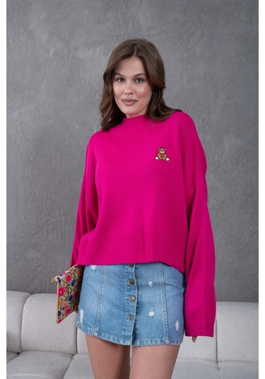Kadın Dik Yaka Oversize Nakışlı Triko Kazak Fuşya