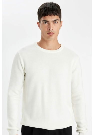 DeFacto Standart Fit Normal Kesim Bisiklet Yaka Basic Düz Triko Kazak D1967AX24AUER100