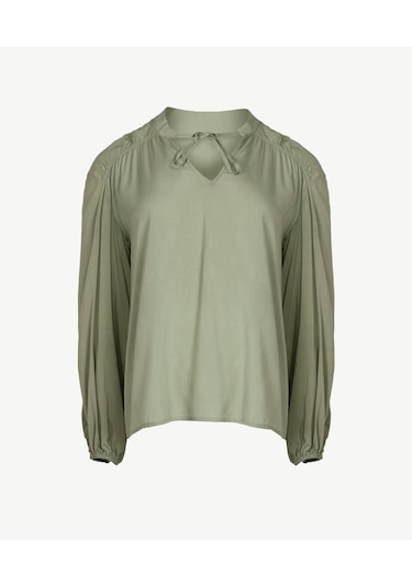 Yargıcı Önü Bağlamalı Bluz Yeşil