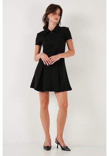 Lela Regular Fit Fermuarlı Polo Yaka Kısa Kollu Pileli Süet Bayan Elbise 5866438 Siyah