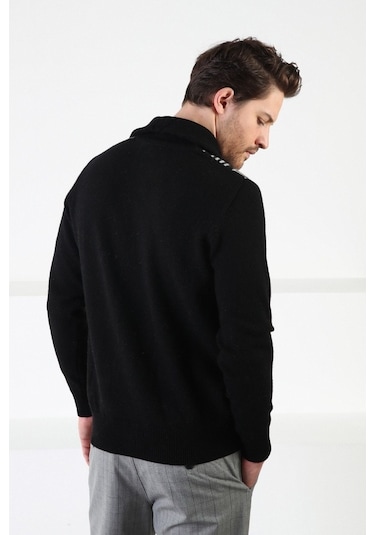 Ferraro Siyah Kare Desenli Dik Yaka %100 Kuzu Yünü Erkek Kazak Siyah (536161052) Siyah