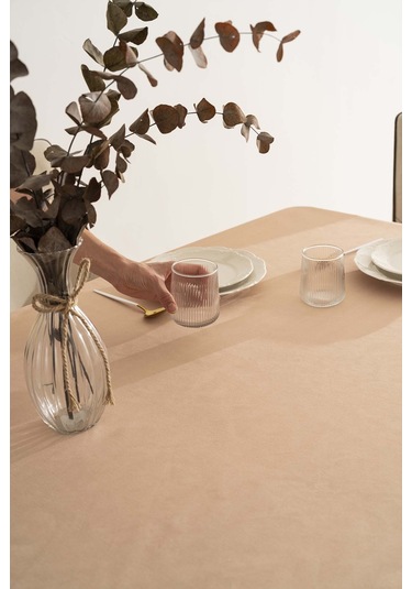 Silvio Somon Güpür Çiçekli Masa Örtüsü 160x220 Cm Somon