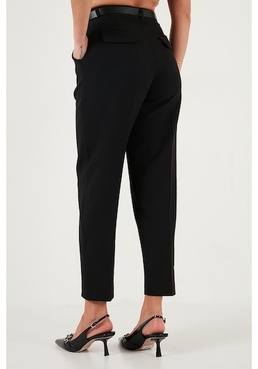 Lela Regular Fit Yüksek Bel Düz Paça Kemerli Bayan Pantolon 68350938 Siyah