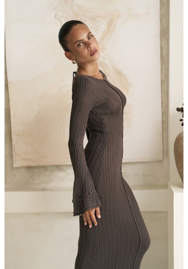 Matias Sırt Dekolteli Boz Kahve Triko Uzun Elbise Boz Kahve