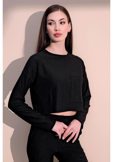 Kadın Siyah Kendinden Dokulu Cepli Crop Sweatshirt, Salaş Kesim Siyah