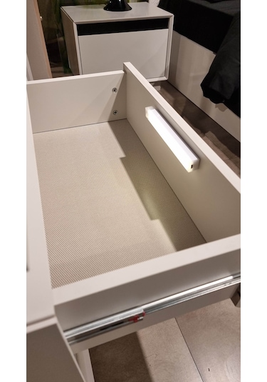 Hareket Sensörlü Şarjlı Led Dolap Işığı - Sıcak Sarı Işık-10 Cm Sıcak Işık
