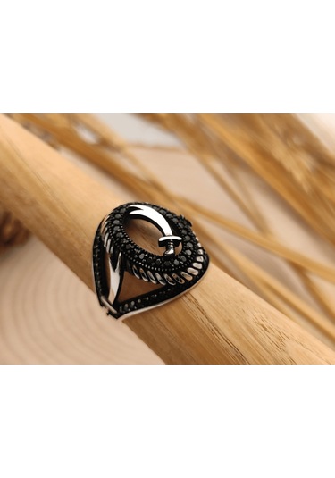 Gümüş Erkek Yüzük Nano Taş Süslemeli Zülfikar Figürlü