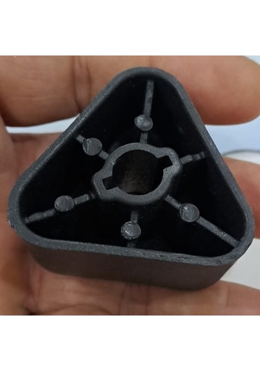 Biberoğlu Marka Pedallı Traktör Yedek Parça - Teker Takozu 1 Adet Fiyatıdır