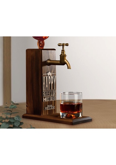 Bk Gift Kişiye Özel Kabartma İsimli Baba Tasarımlı Musluklu Ahşap Viski Standı-9 Viski Çeşmesi, Doğum Günü Hediyesi, Babaya Hediye Kobitmeyen138064 Bk