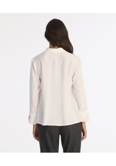 Yargıcı Geniş Şal Yaka Uzun Kol Gömlek 25kkgm6023x 006 Ekru