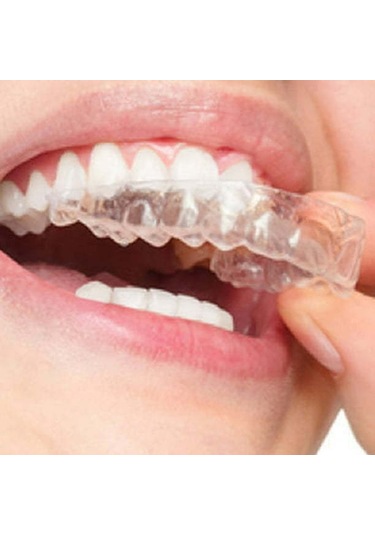 Hangfox Gece Gıcırdatma Koruması: 2 Boyut 4 Adet Hijyen Kutulu, Yiyecek Dereceli Materyal, Özel Uyum, Yeniden Kullanılabilir Diş Koruyucu