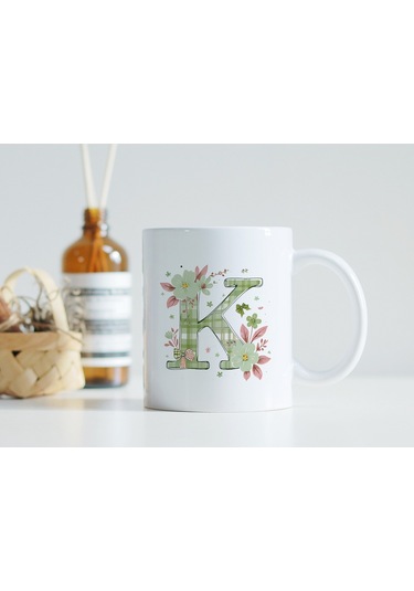 K Harfli Çiçek Desenli Kupa Bardak - Ekose Desenli Yeşil Pembe Desenli Tasarım - Kişiye Özel Hediye Beyaz
