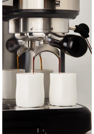 Karaca Coffemaid Kahve Öğütücülü 19 Bar Basınçlı Kahve Makinesi 1.4 L