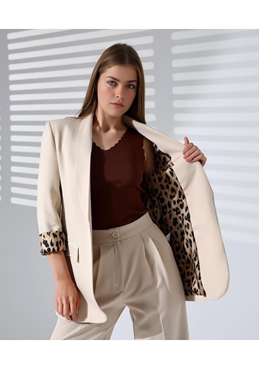 Kadın Normal Kalıp İçi Leopar Desem Hürrem Blazer Ceket Bej
