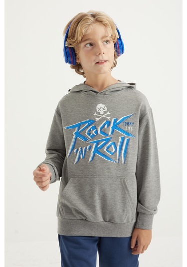 Tommy Life Gri Melanj Yazı Baskılı Kanguru Cepli Kapüşonlu Standart Kalıp Erkek Çocuk Sweatshirt - 11002 Gri Melanj Tommy Life Gri Melanj Yazı Baskılı Kanguru Cepli Kapüşonlu Standart Kalıp Erkek Çocuk Sweatshirt - 11002 Gri Melanj