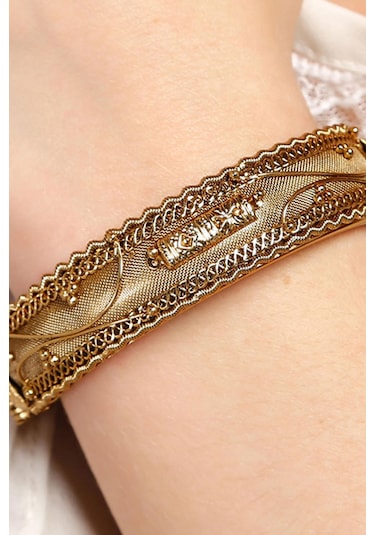 Tblk03148 Mitolojik Kabartmalı Metal Kelepçe Model Kadın Bilezik 3098-3168 Çok Renkli