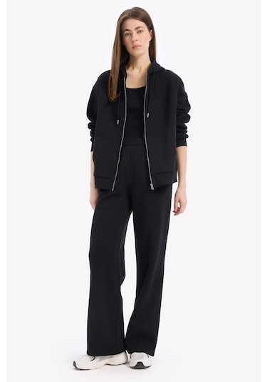 DeFacto Straight Fit Kalın Eşofman Altı Beli Lastikli Cepli Yüksek Bel Basic Düz B8571AX24WNBK81 DeFacto Straight Fit Kalın Eşofman Altı Beli Lastikli Cepli Yüksek Bel Basic Düz B8571AX24WNBK81