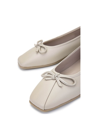 Tamer Tanca Kadın Hakiki Deri Bej Babet Ayakkabı 879 3641 Bn Ayk Y25 Bej Dr Bej