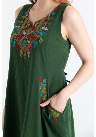 Kolsuz Şile Bezi Antik Nakışlı Midi Boy Elbise Yeşil