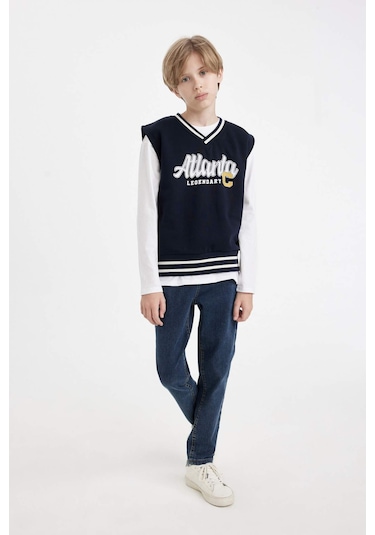 Defacto Erkek Çocuk V Yaka Yazı Baskılı Kalın Süveter C9283A824AUNV245 Defacto Erkek Çocuk V Yaka Yazı Baskılı Kalın Süveter C9283A824AUNV245