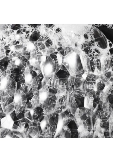 Oriflame For Men Active Carbon 3'ü 1 Arada Saç Yüz ve Vücut Yüz Temizleyici 250 ML