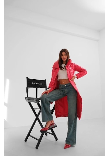 Kemerli Rugan Şişme Maxi Mont Kırmızı