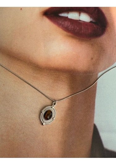 Oval Taşlı Kararmaz Çelik Kadın Gümüş Renk Kolye Modern Ve Şık Altın