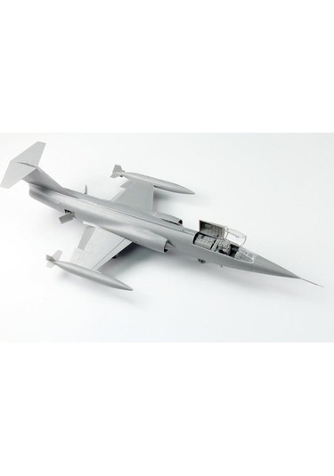 Kinetic K48083 1/48 F-104g Luftwaffe Starfighter Savaş Uçağı, Plastik Model Kiti