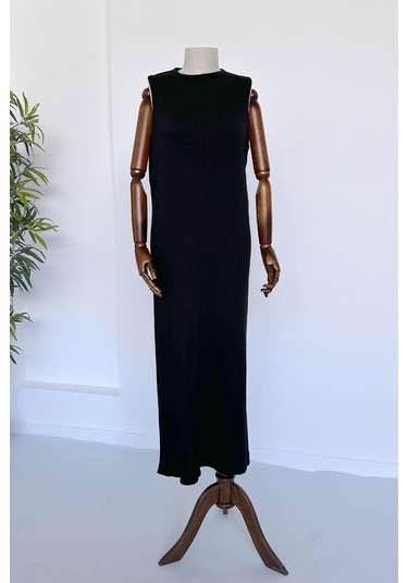 Merserize Kolsuz Elbise - Siyah