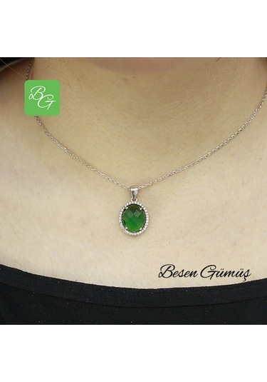Etrafı Zirkon Taşlı Oval Yeşil Taşlı Set Rose Gold - Gümüş