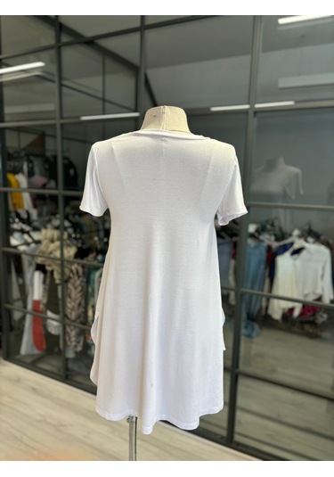 Kadın Türlü Viskon Kumaş Yırtmaç Detaylı Bluz Beyaz