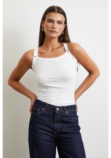 Arkası Çapraz Bağlamalı Top Beyaz Beyaz