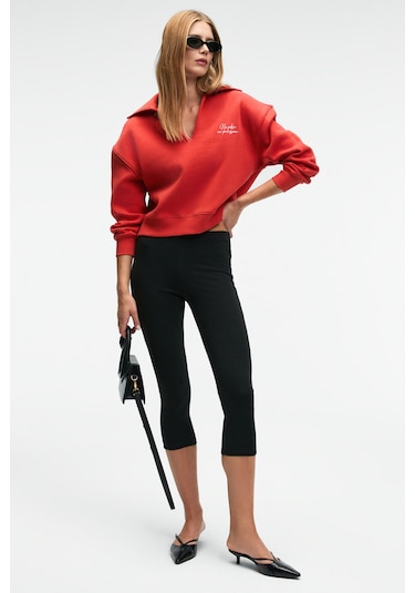 SYRELIA Kadın Esnek Kumaşlı Slim Fit Capri Siyah Tayt