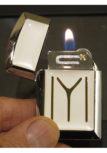Zenit Tabaka ve Çakmak Seti