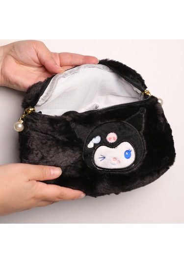 Sanrio Kuromi İnci Detaylı Peluş El Çantası Siyah-1956 Altın