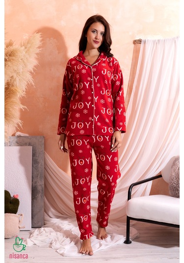 Kışlık Yılbaşı Desenli Kadın Gömlek Polar Pijama Takımı- Geyikli Yılbaşı Pijaması Kırmızı